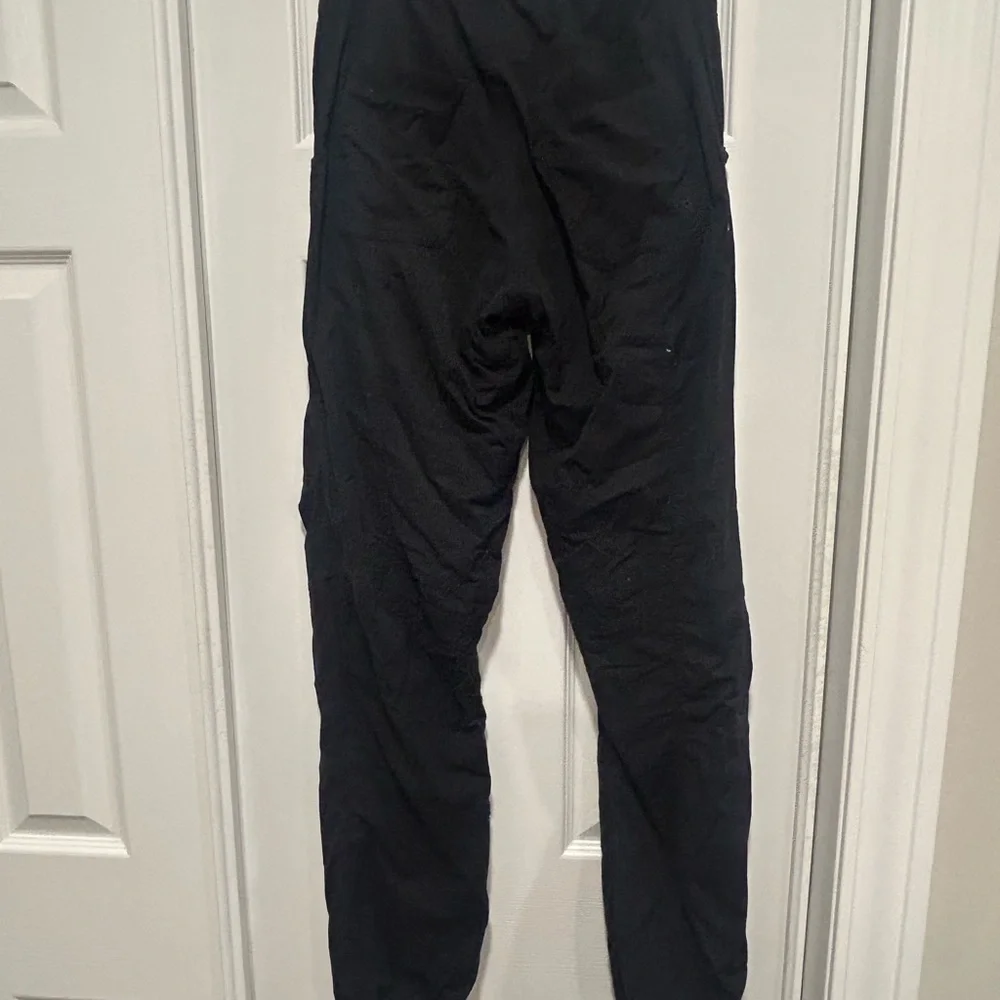 Lululemon Athletica Men’s‎ Black Cargo Pants Tapered Design